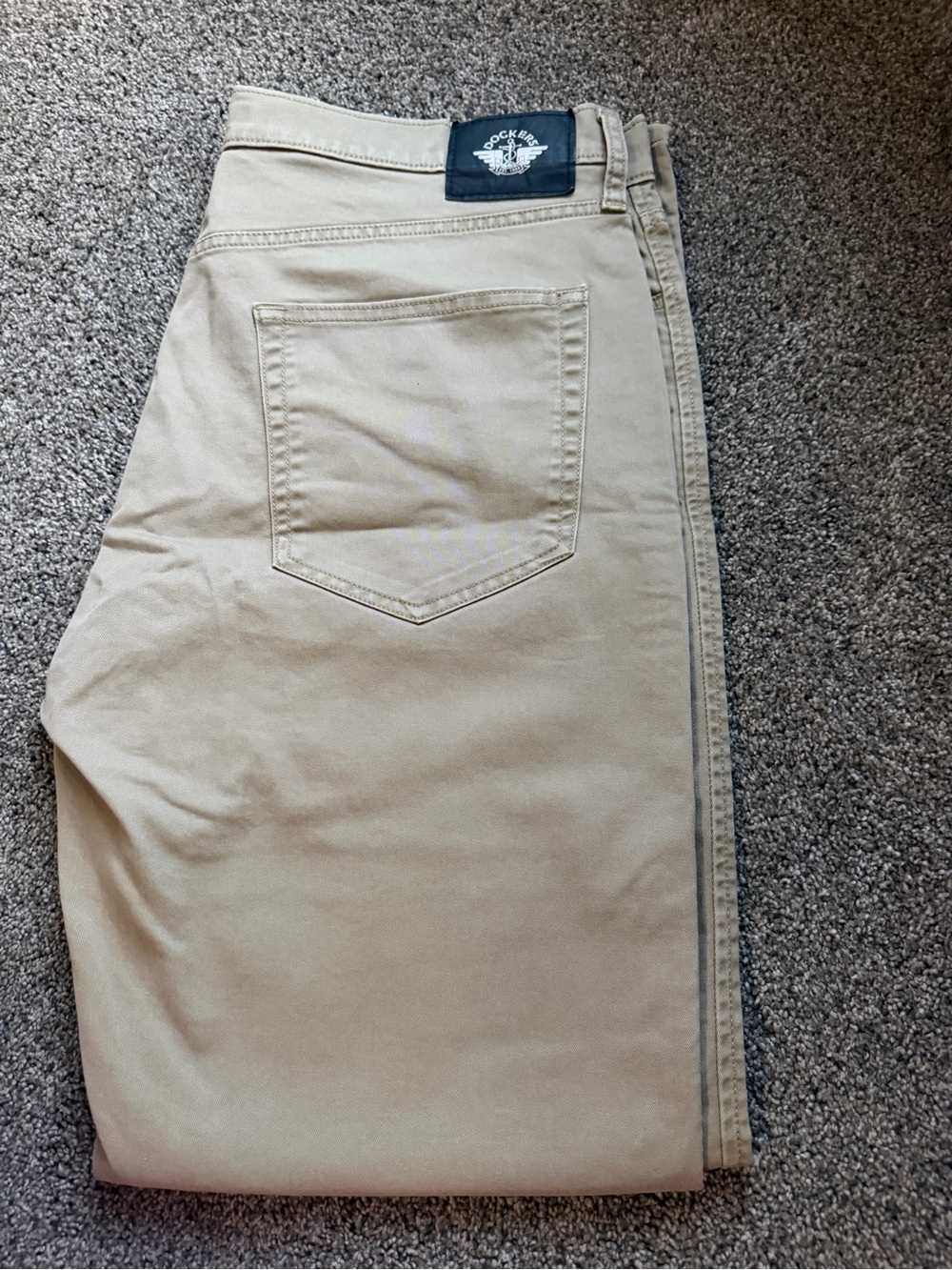 Dockers Tan Straight-Fit Khaki Pants with Branded Patch- 36x32